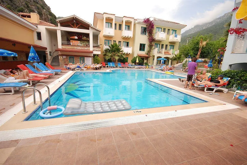 Montebello Deluxe Hotel Öludeniz 3*,