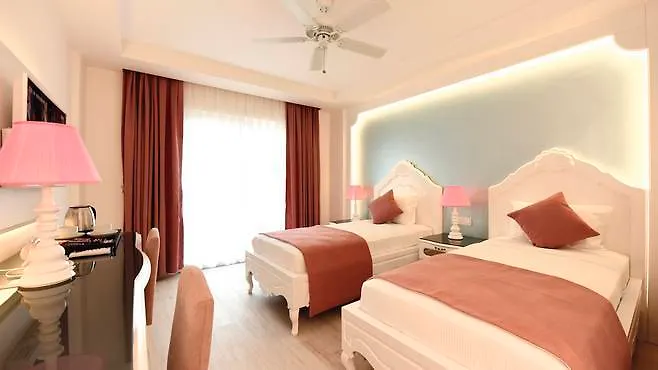 Montebello Deluxe Hotel Öludeniz